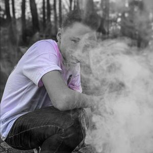 Meet your Posher, Eli